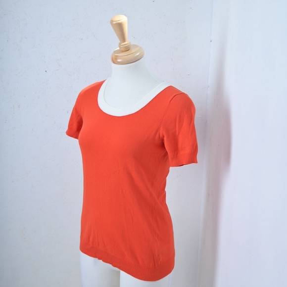 Banana Republic | Orange & white crew neck woman's t shirt - Picture 12 of 13